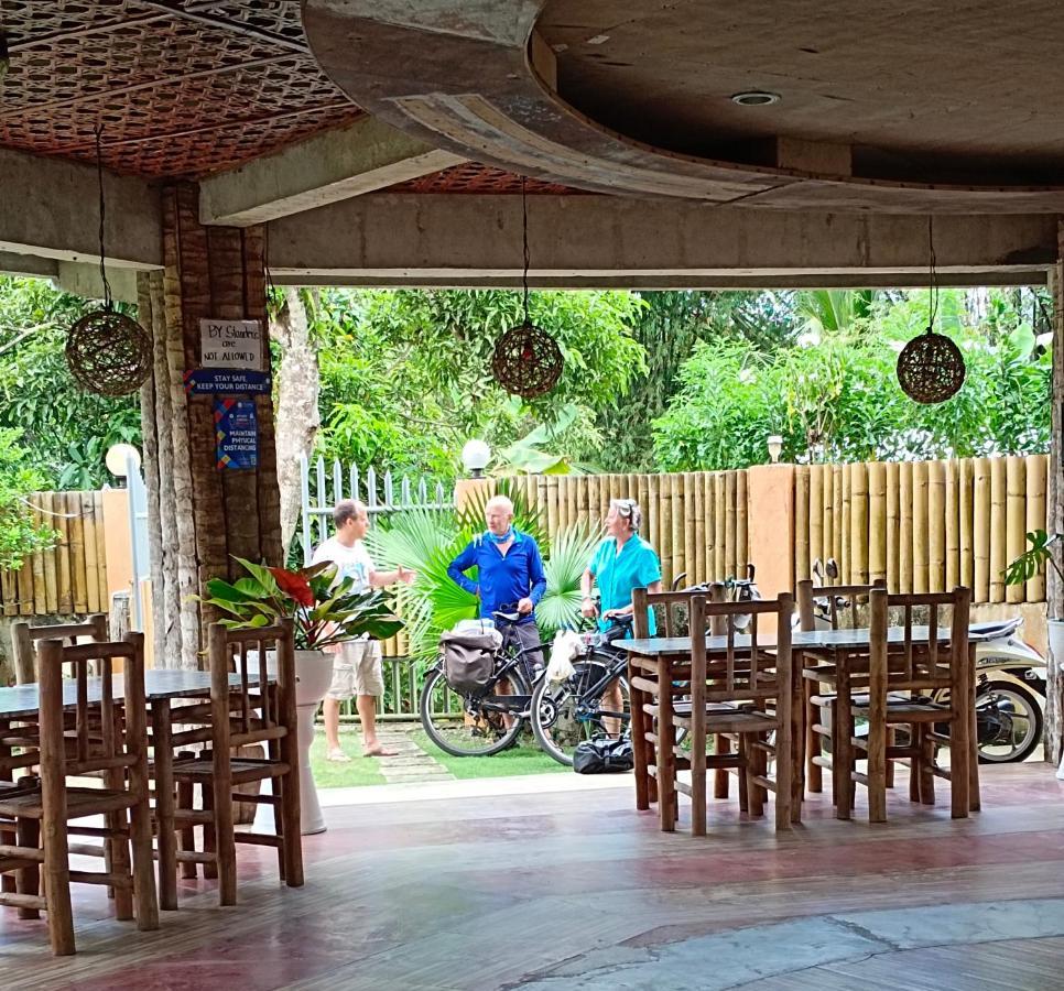 Greenhut Pension&Bar Jagna Buitenkant foto